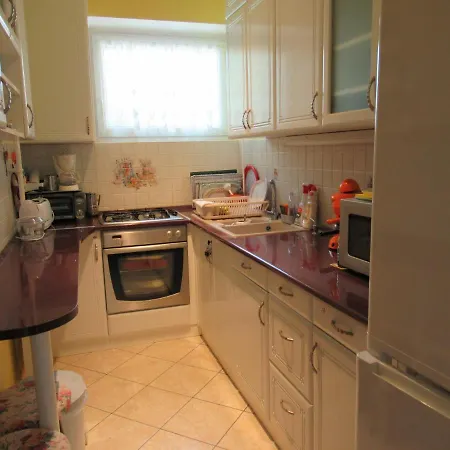 Vizkoezeli Nyaralo 6 Fo Reszere Velencen Vce-7 Buhinpuszta