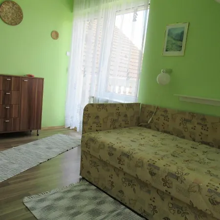 Holiday home Vizkoezeli Nyaralo 6 Fo Reszere Velencen Vce-7 Buhinpuszta