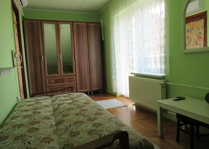 Vizkoezeli Nyaralo 6 Fo Reszere Velencen Vce-7 Дом отдыха